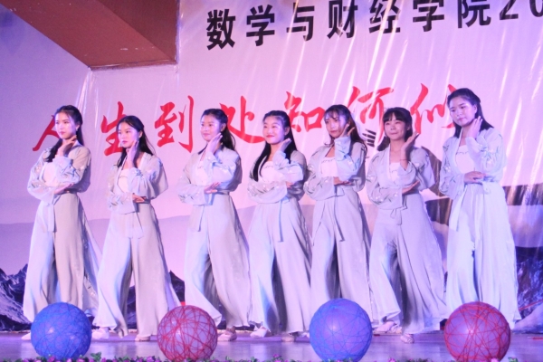 1542022361052062580.jpg IMG_6130.jpg